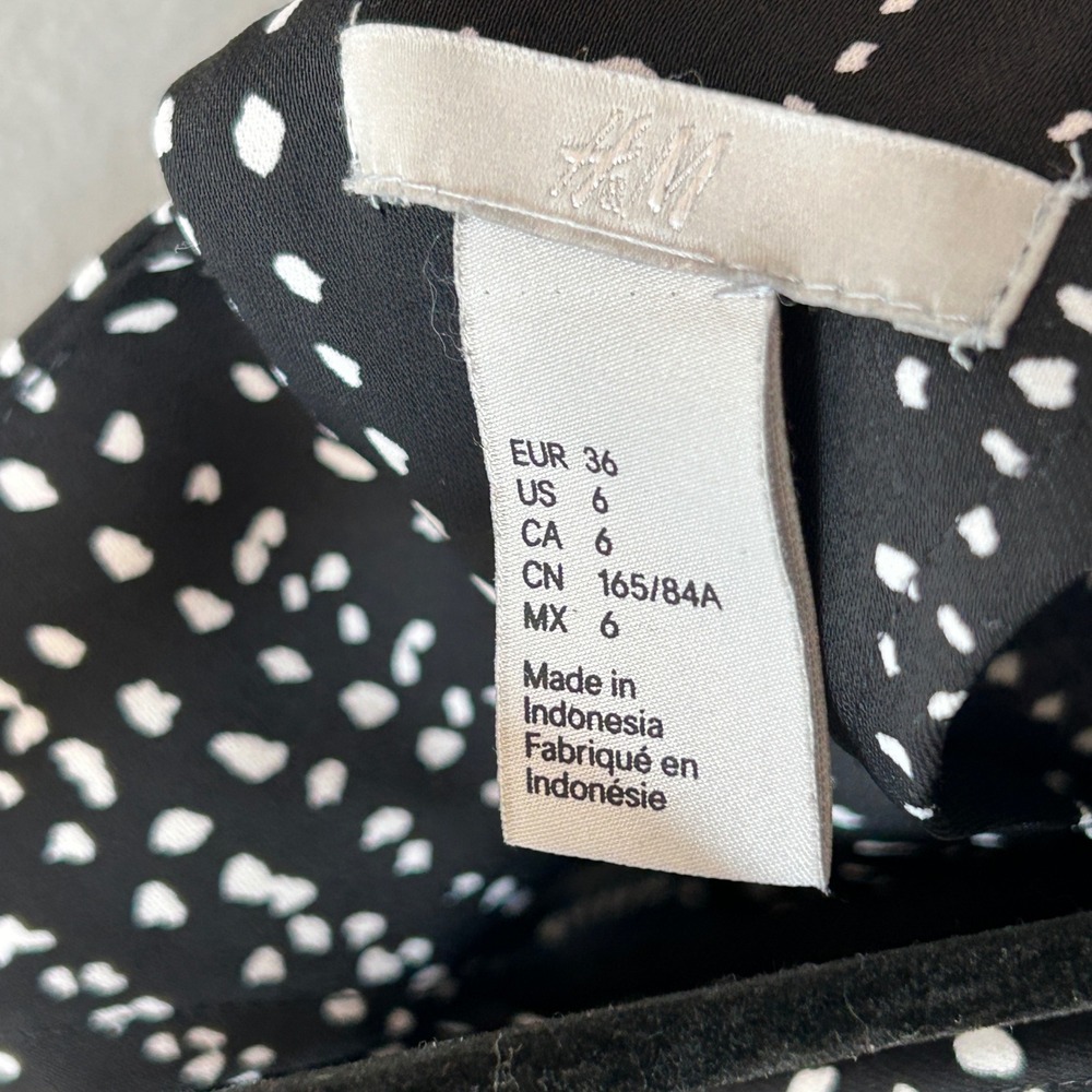 HM Black White Dotted Stripe Puff Sleeve Mini Shift Dress Size 6 - Picture 5 of 10